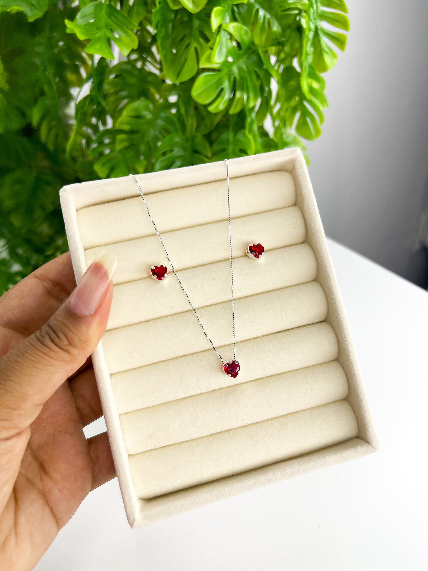 Conjunto Coração Vermelho 6mm - Prata 925
