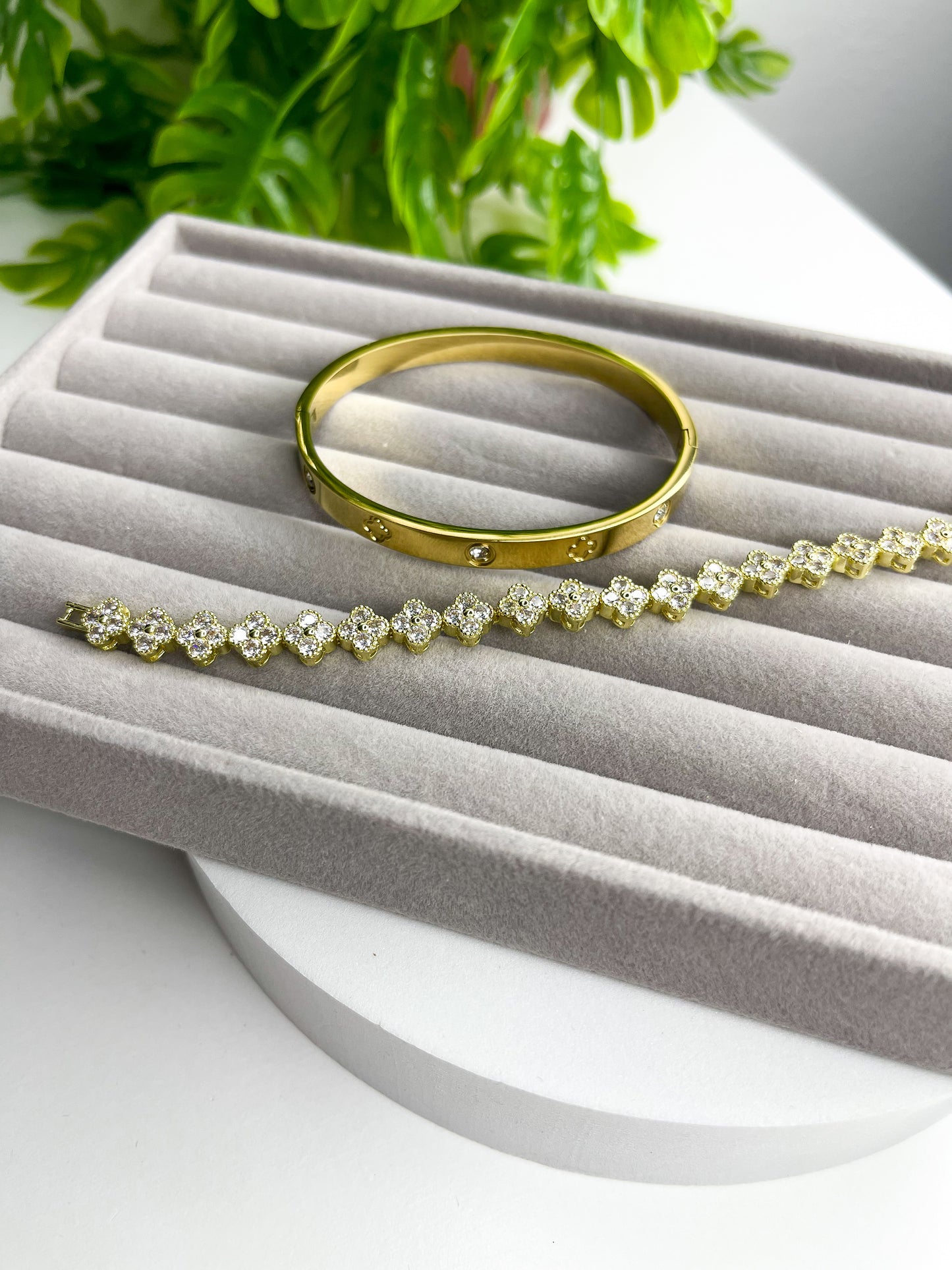 Kit de Braceletes Luxo – Aço Inoxidável Cravejado com Zircônias