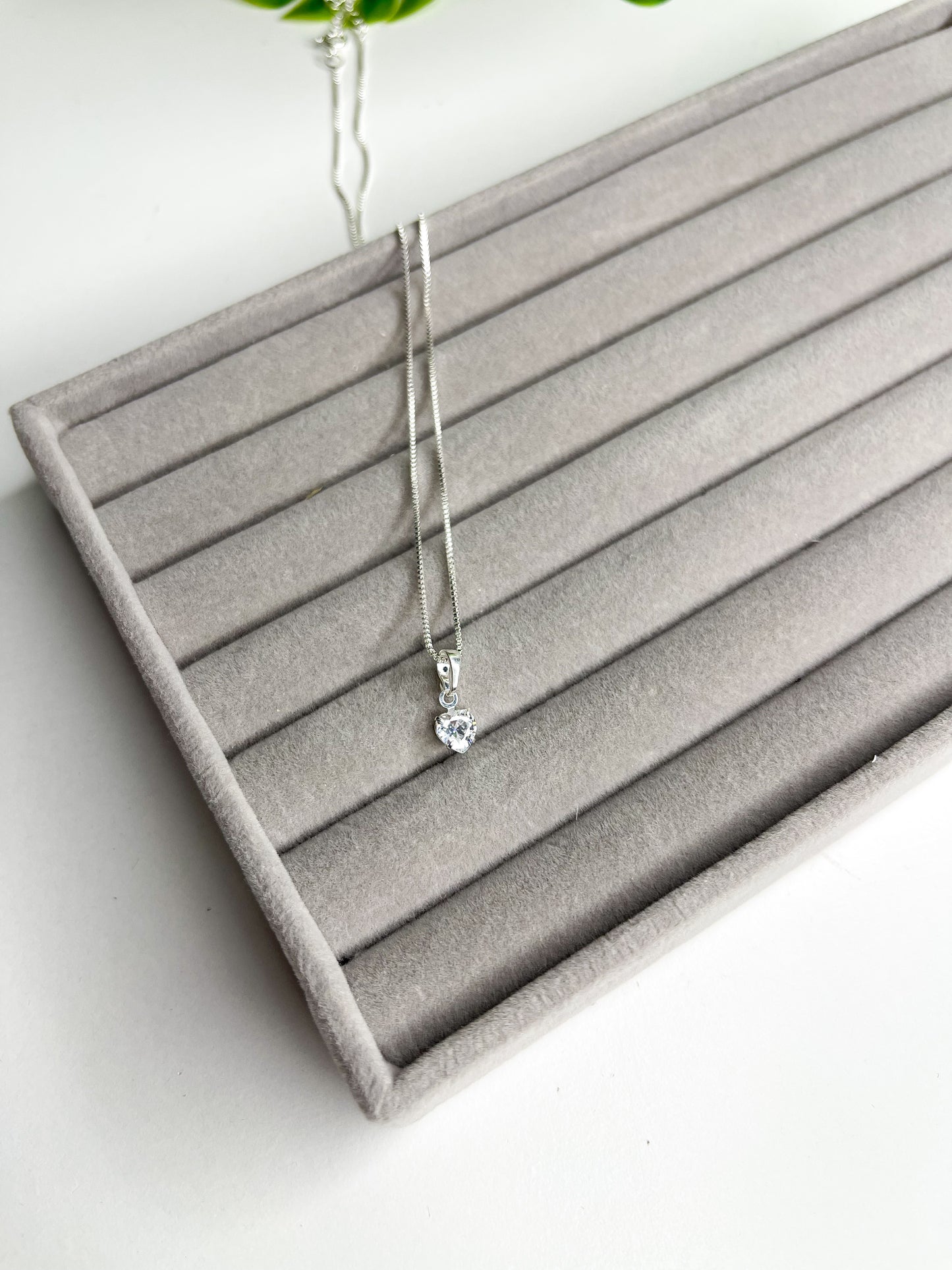 Colar ponto de luz coração - Prata 925