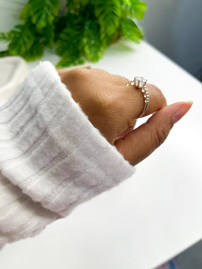 Anel solitário com corações - Prata 925