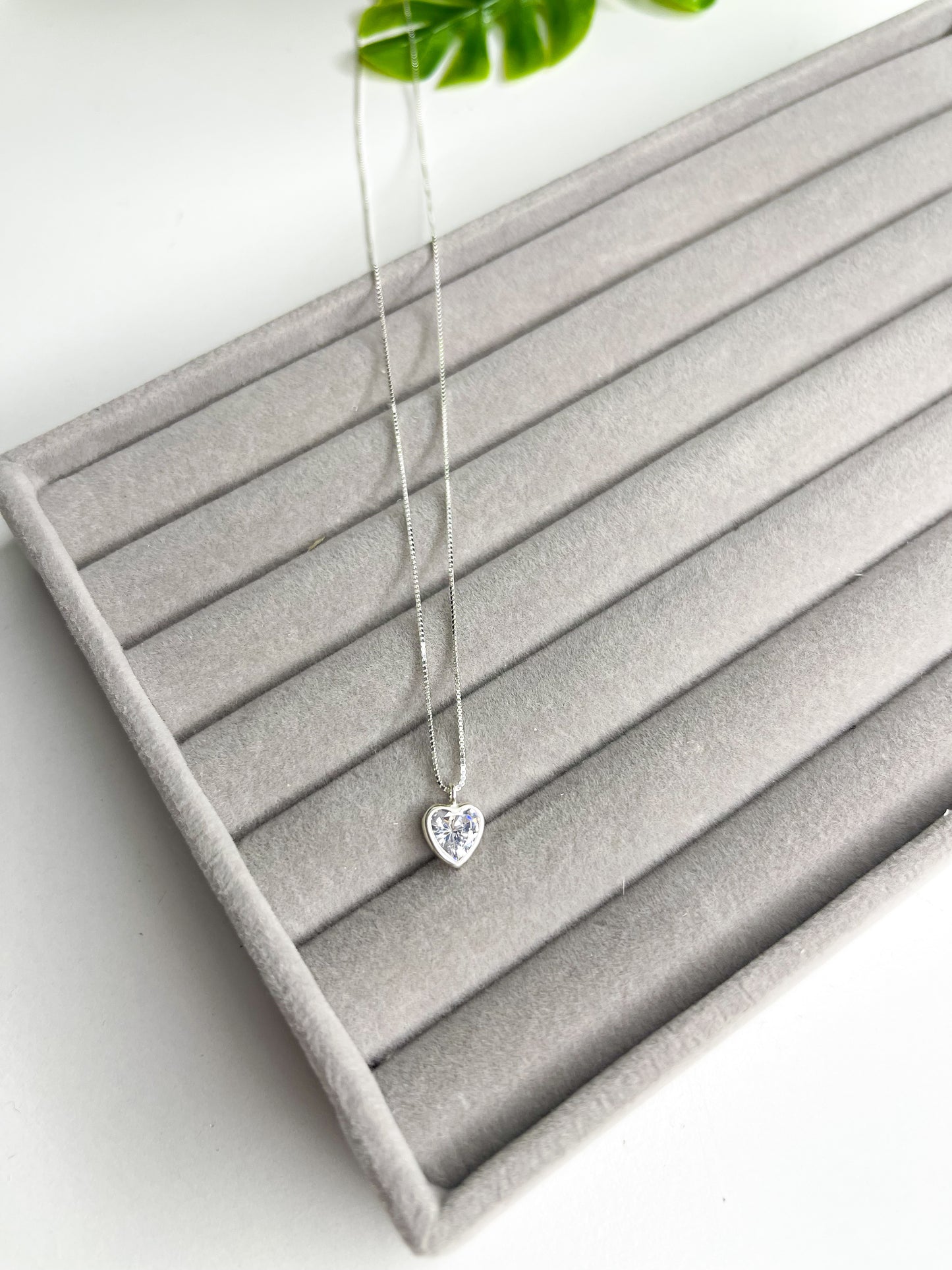 Colar ponto de luz coração - Prata 925