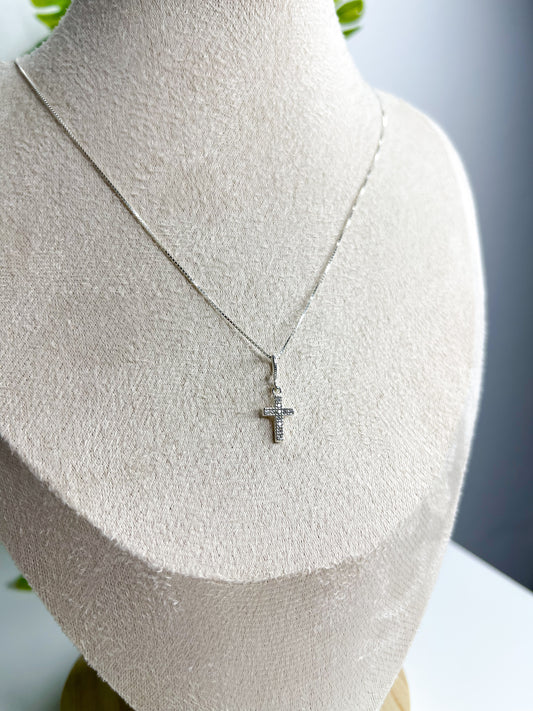 Colar mini Cruz Cravejada - Prata 925