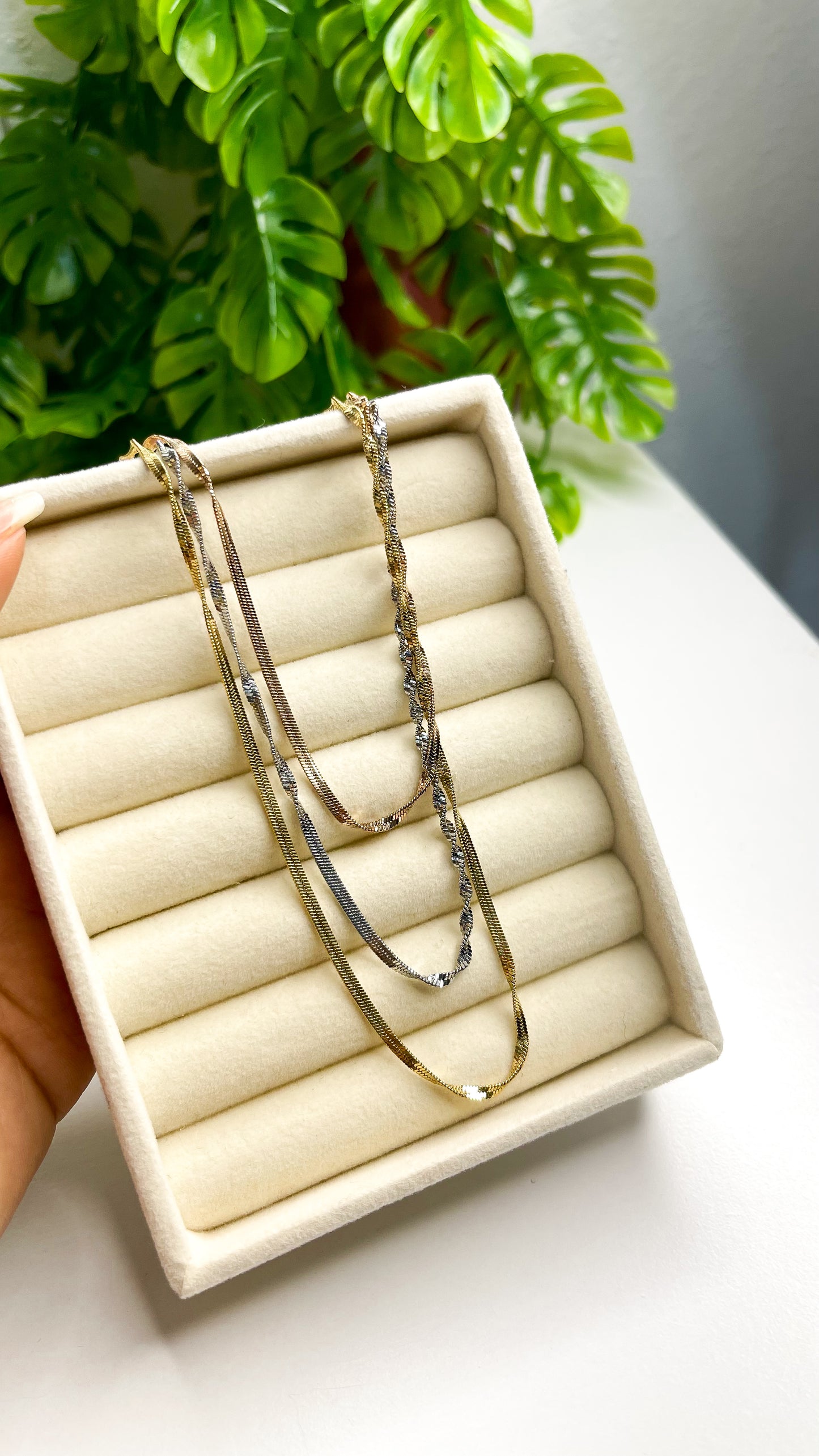 Colar Tríplice Celine - Aço Inoxidável
