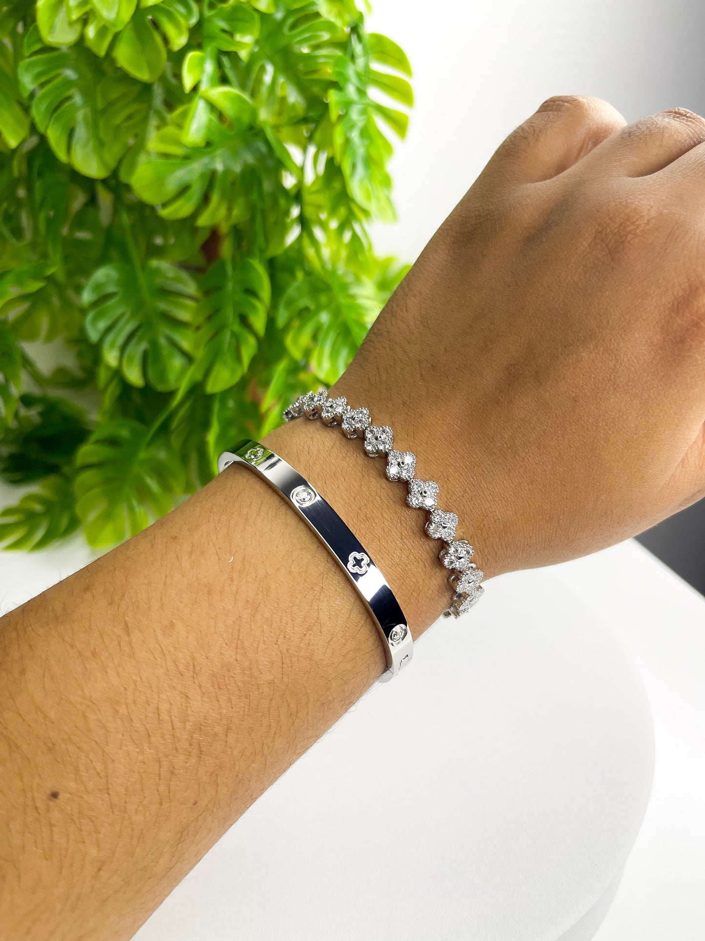 Kit de Braceletes Luxo – Aço Inoxidável Cravejado com Zircônias
