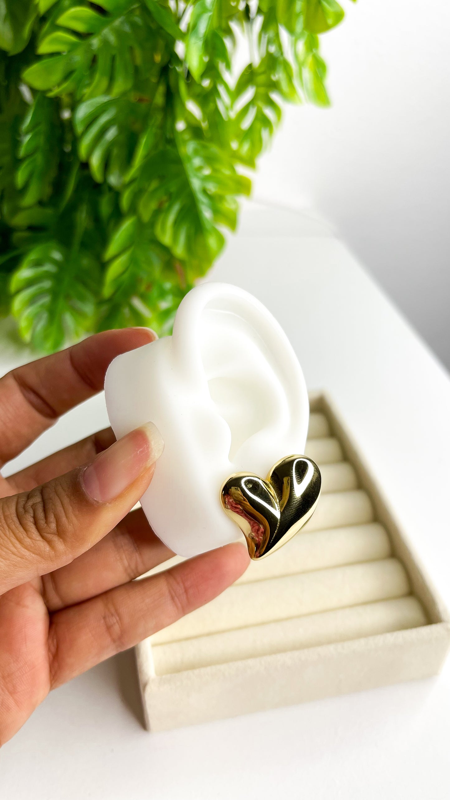 Brinco Amour Sculpt - Aço Inoxidável