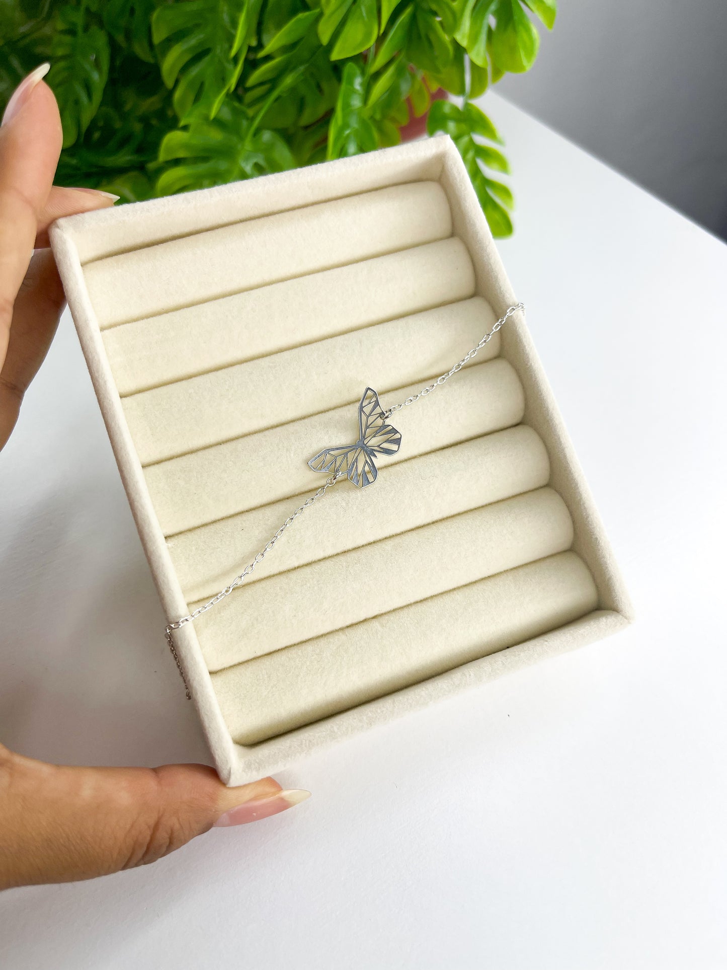 Pulseira Borboleta Vazada - Prata 925