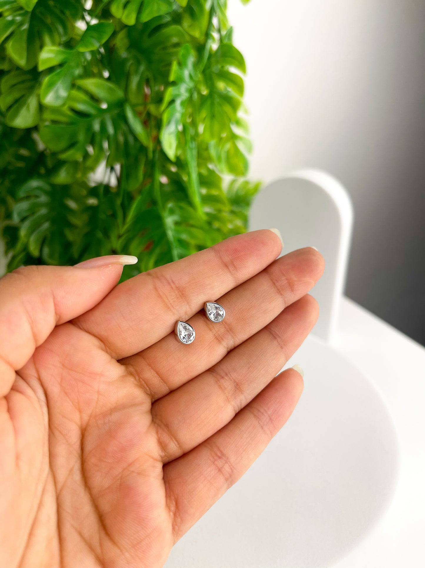 Brinco ponto de luz gota  - Aço Inoxidável