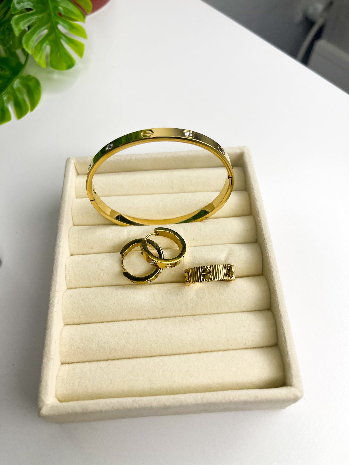 Conjunto Inspiração Cartier - 3 peças Dourado - Aço inoxidável