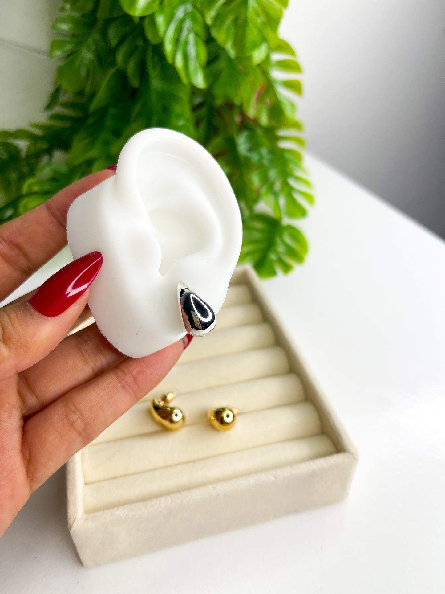 Brinco gota 2cm - Aço Inoxidável