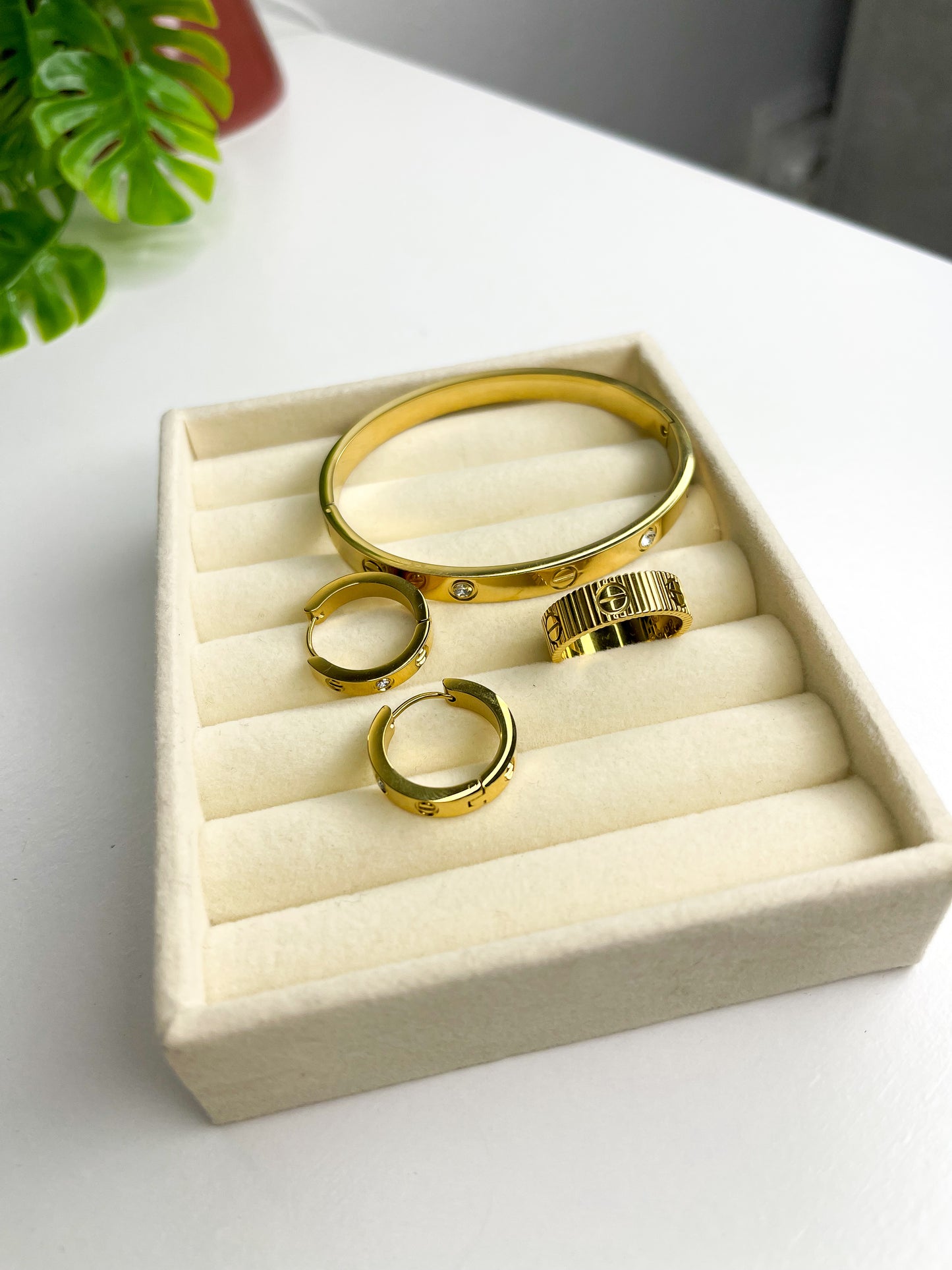 Conjunto Inspiração Cartier - 3 peças Dourado - Aço inoxidável